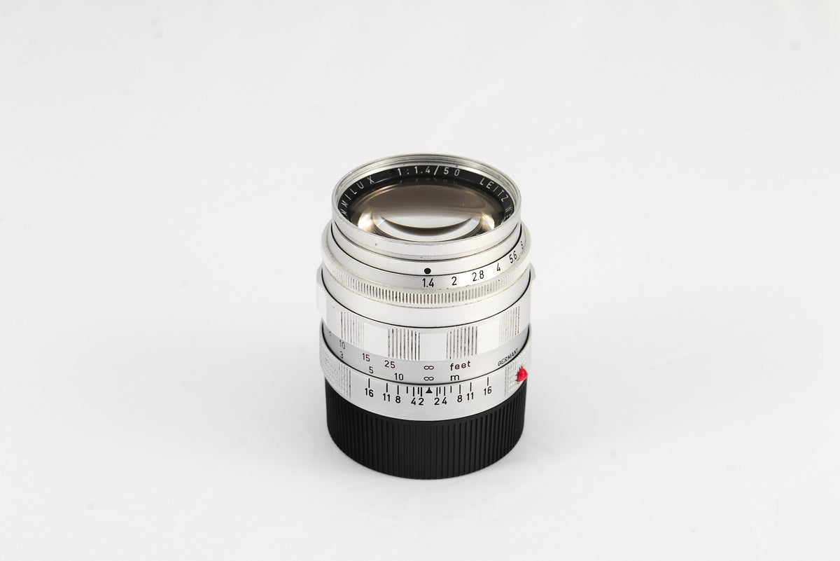 Leica Summilux-M 50mm f/1.4 V1 Silver Chrome 11114
