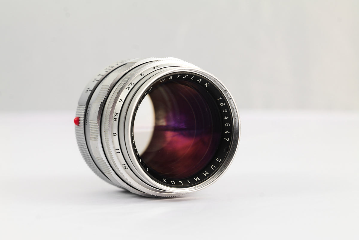 Leica Summilux-M 50mm f/1.4 V2 Silver Chrome 11114